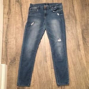 Distressed Skinny Jeans